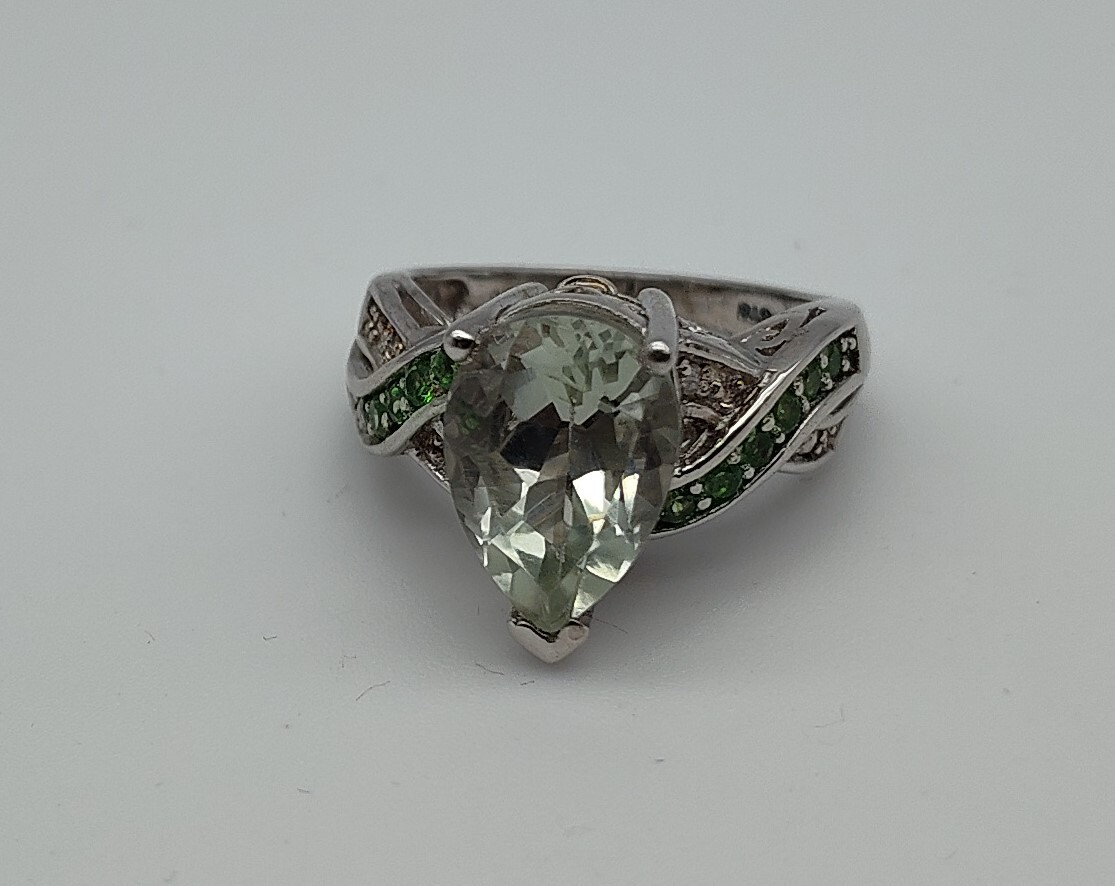 Vintage Very Light Green Pear Stone Sterling Silver Filigree STS 925 Ring Size 7