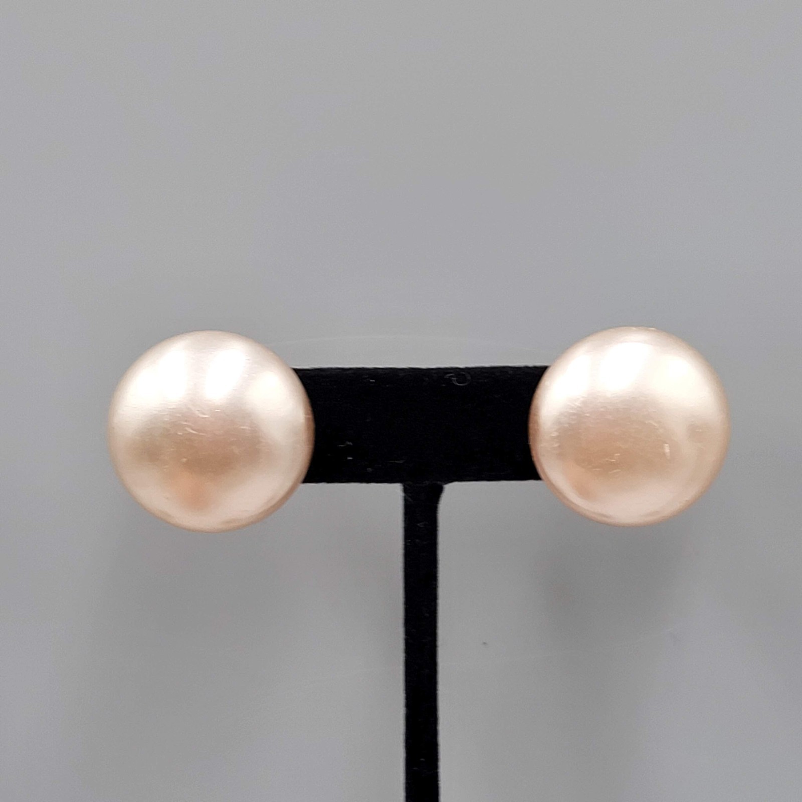 Vintage Pearlized Very Light Pink Round Clip on Earrings Screw Back 1″