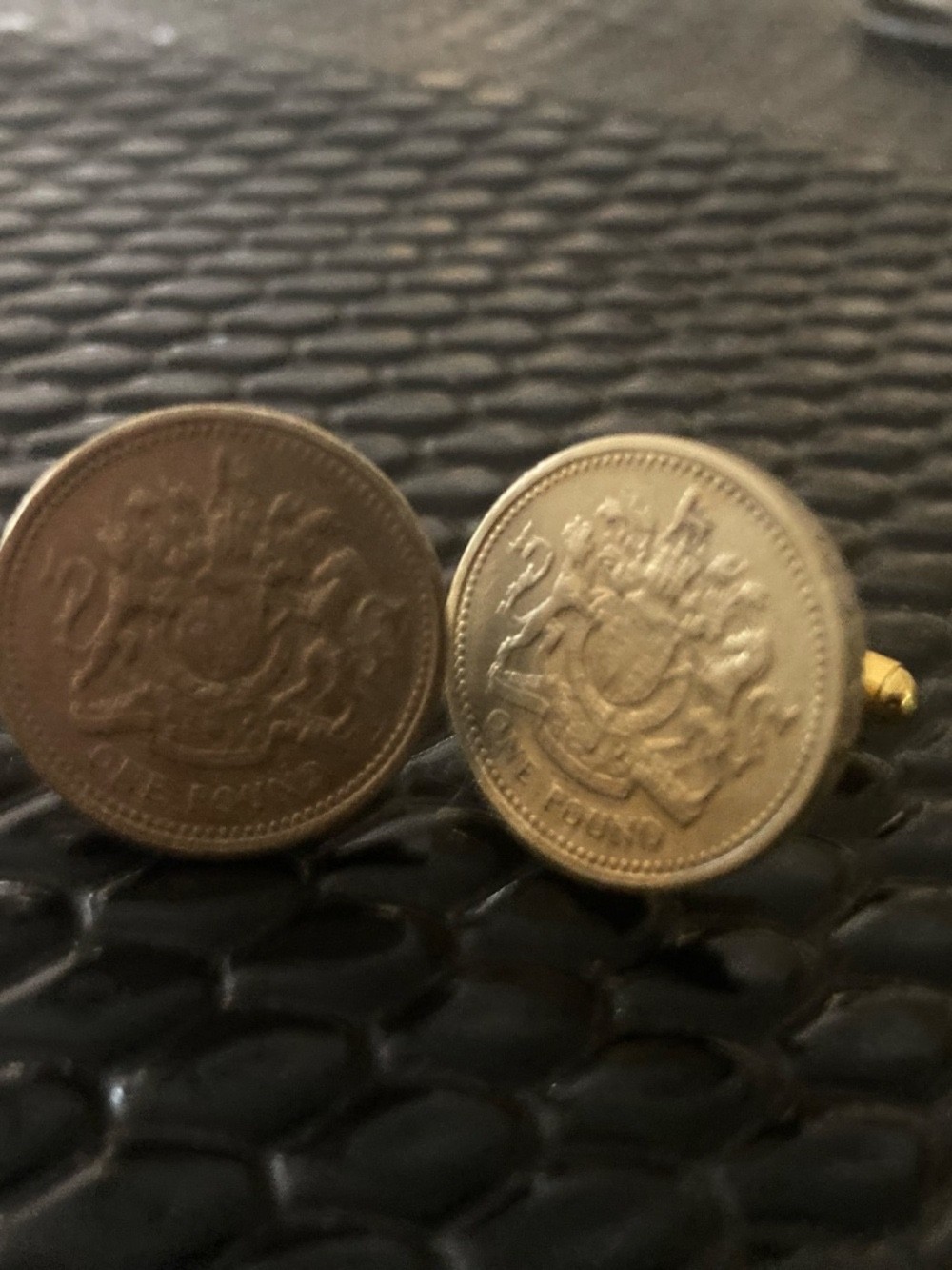 Vintage British One Pound Coin Cufflinks – Royal Coat of Arms – Handmade UK Coin