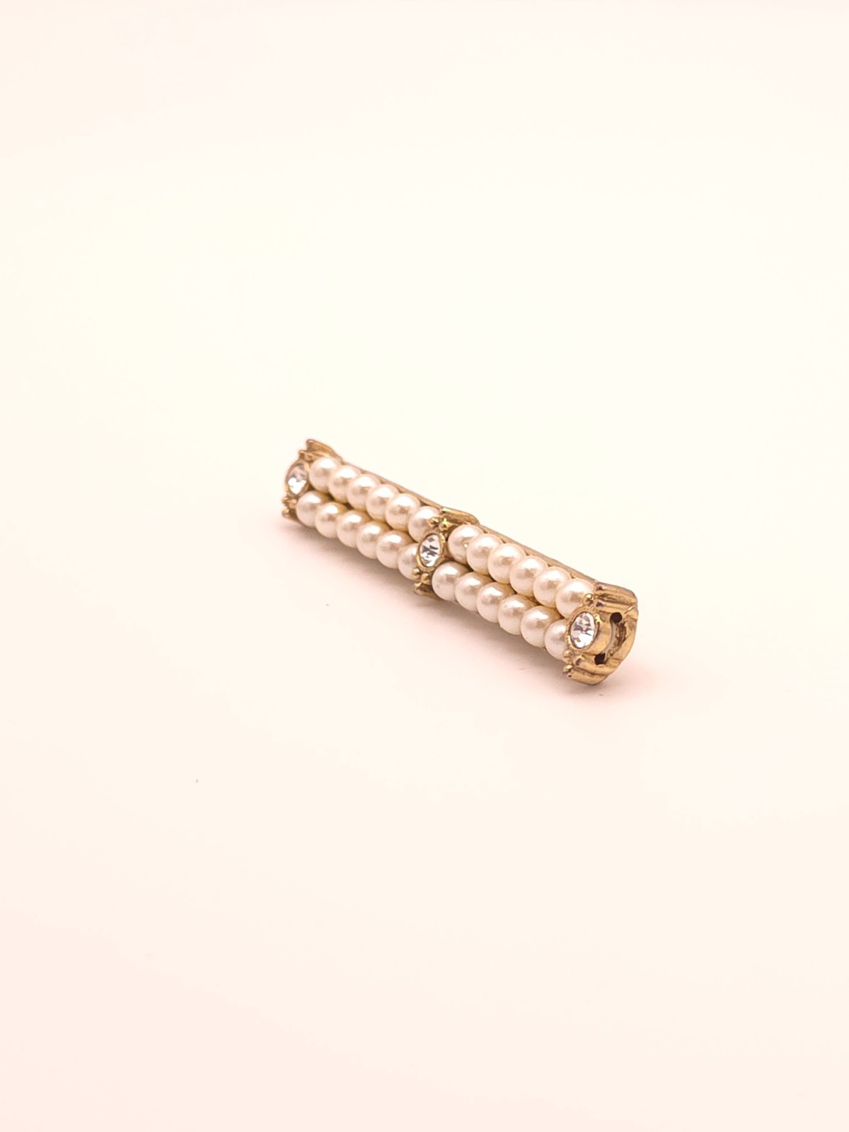 Vintage Gold Tone Bar Brooch Pin Round Simulated Pearl & Clear Rhinestone