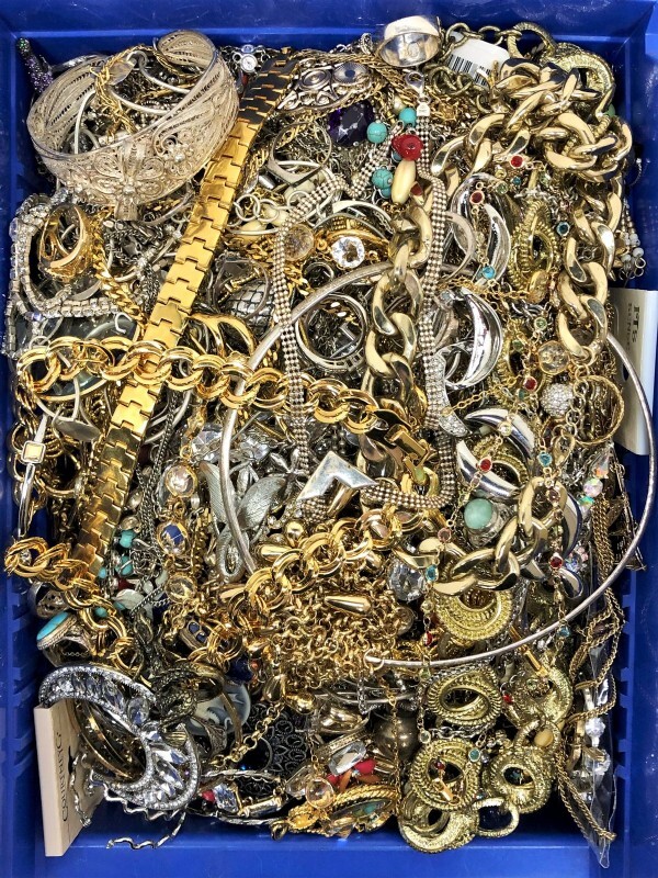 10 Pounds Unsorted Jewelry Making Lot Some Wearable Resell Mixed In Junk Tangled