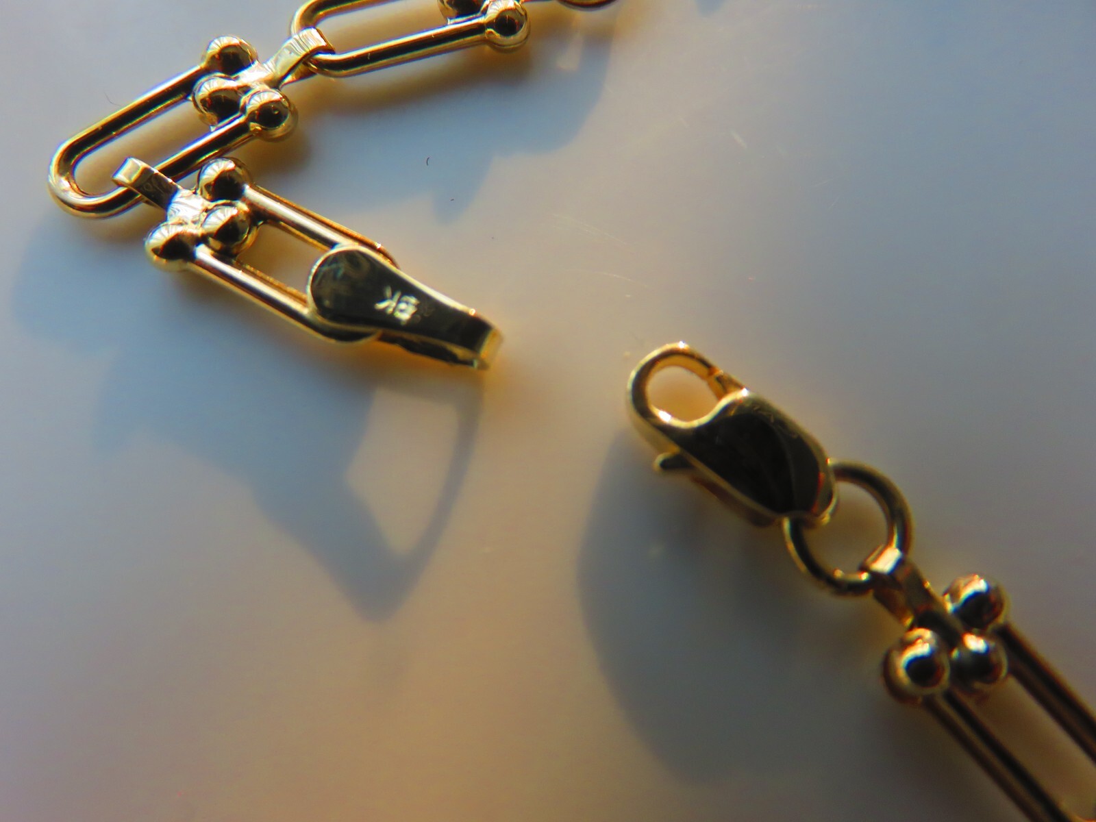Gold Bracelet 9 Carat Yellow Gold Interlocking Links Detailed