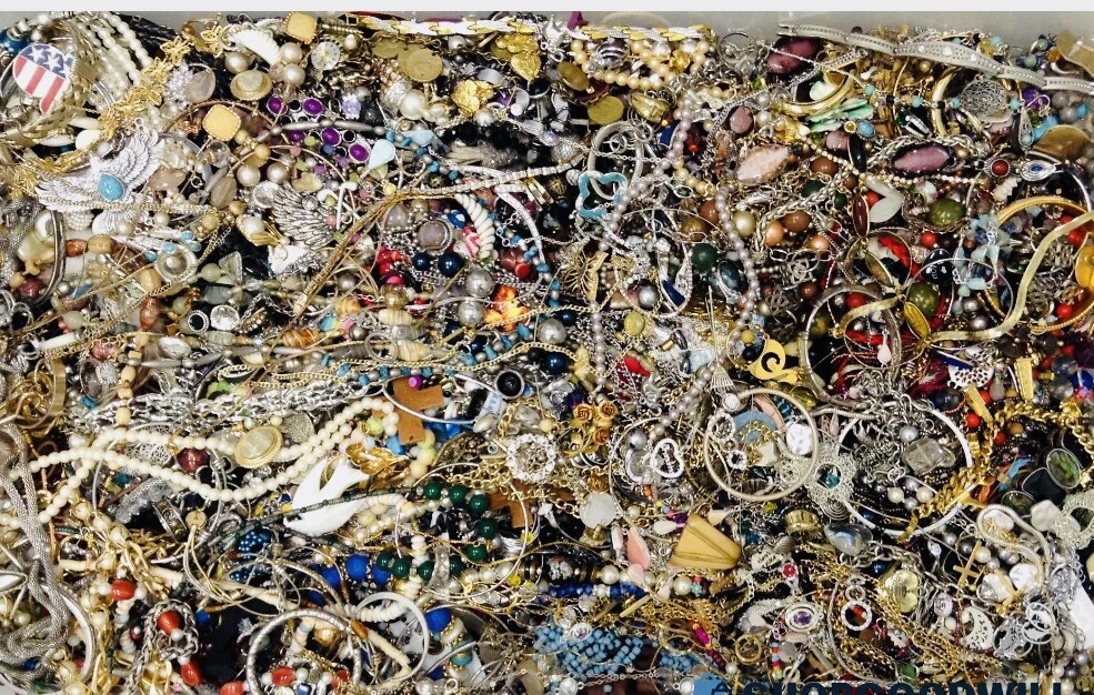 Jewelry Vintage To Modern Lot Craft Junk 1 Pound…. SEE DESCRIPTION…