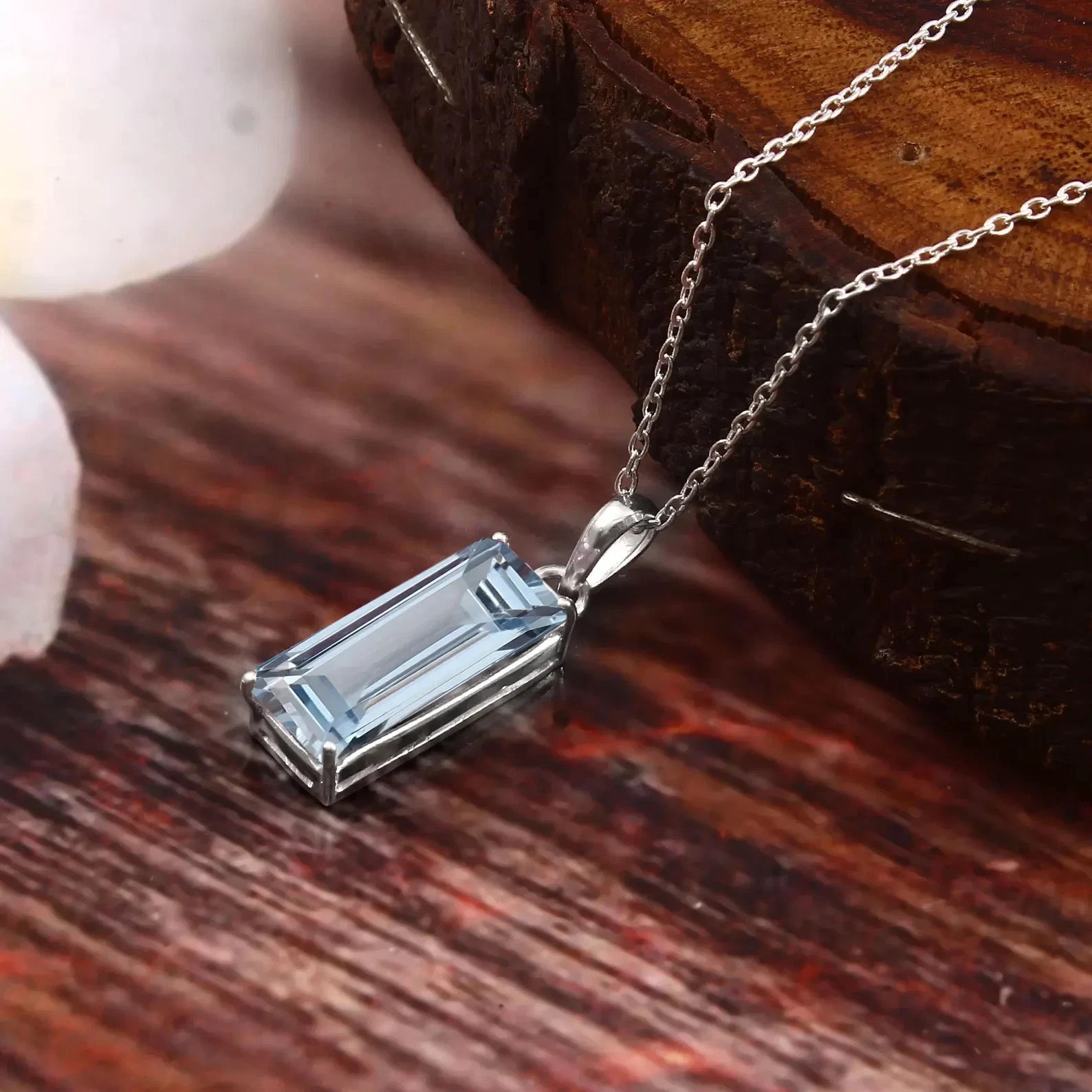 Natural Certified 20 Ct Santa Maria Blue Aquamarine Pendant -In 925 Solid Silver