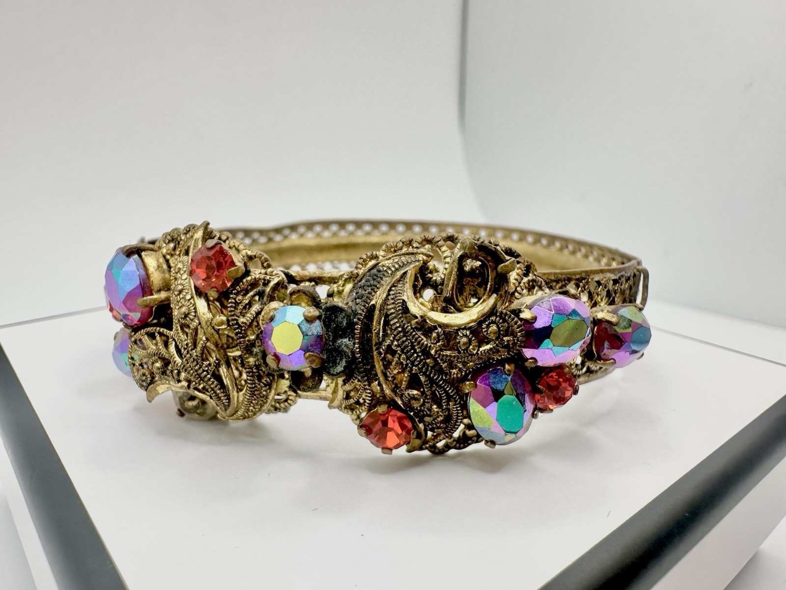 Antique Victorian AB Austria? Red Rhinestone Hinge Bracelet Vines Unsigned Read