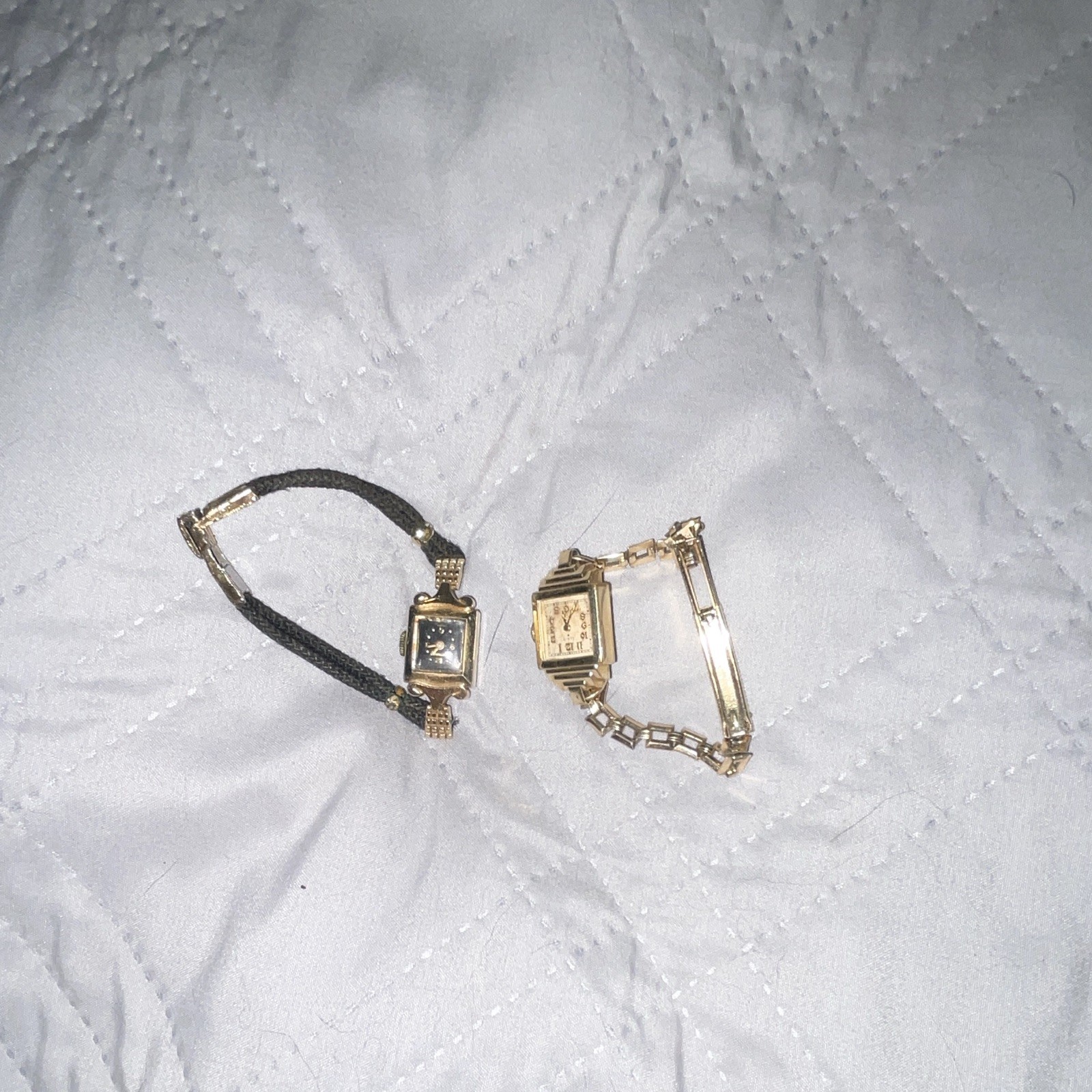 Lot of 2 Women’s Rectangle Numerals Black/Gold Bands real gold vintage 1900-1800