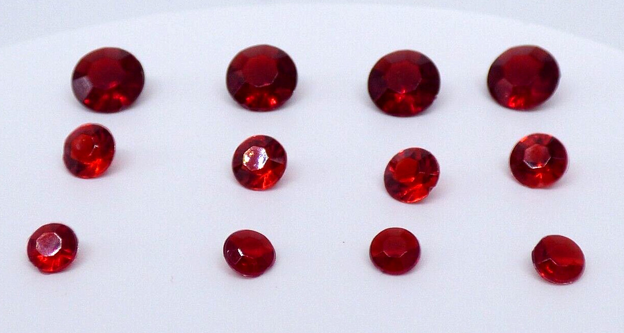 Red Rhinestone Chaton Lot About 2000 Faceted Pointed Back Acrylic 3 Sizes Crafts