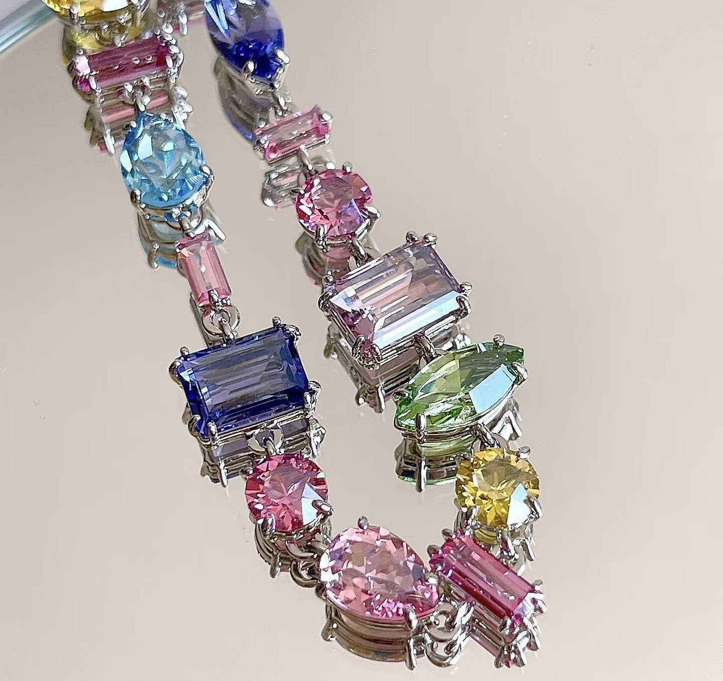 Swarovski Gema Radiant Dopamine Jewelry Candy Necklace