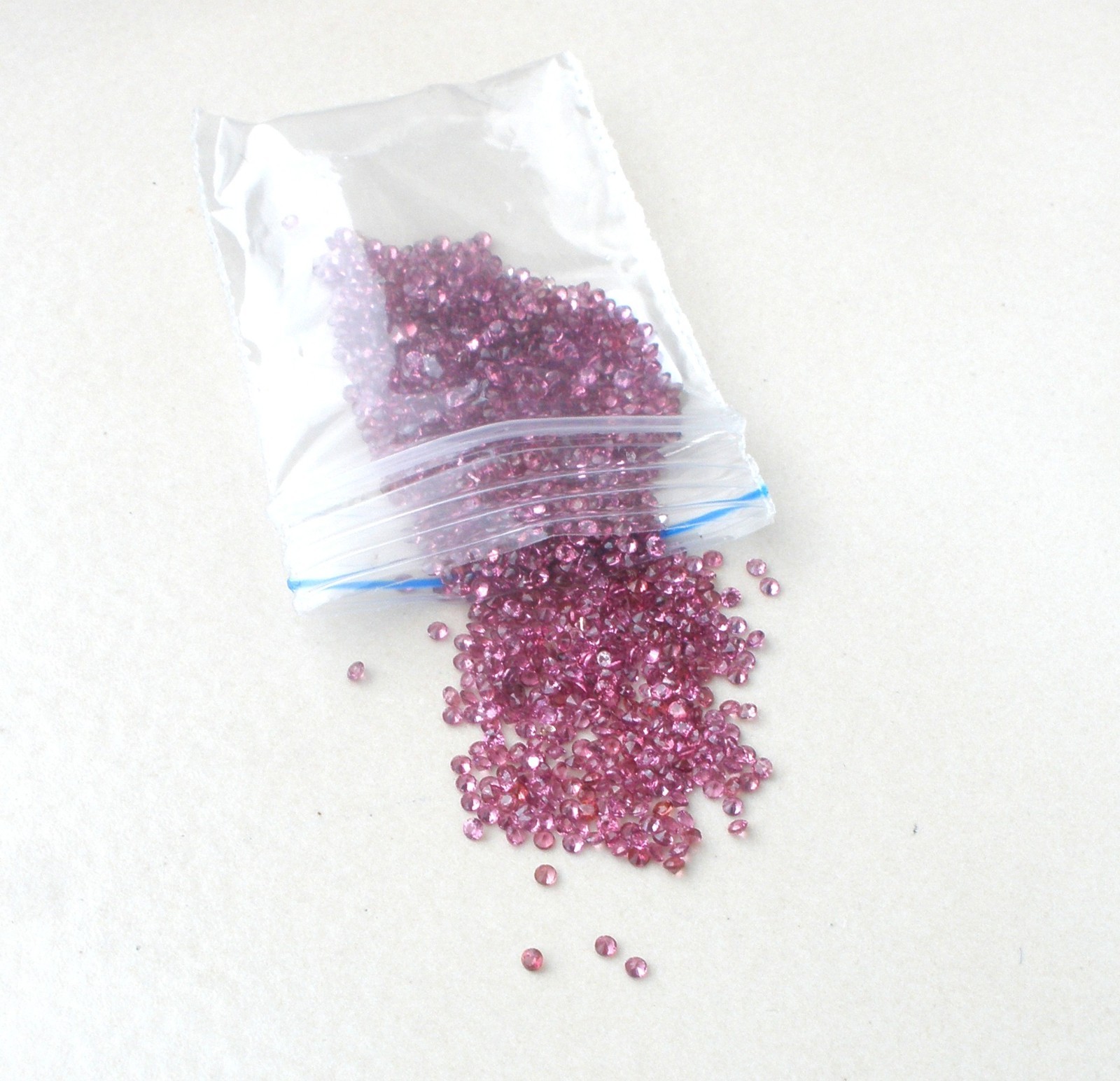 Over 1 Carat Pink Garnet Round Loose Faceted Natural Gem Parcel 1.5mm each