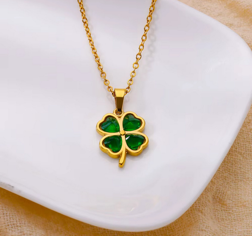 Four Leaf Clover Necklace Green Zircon Gems Gold Colored Chain New