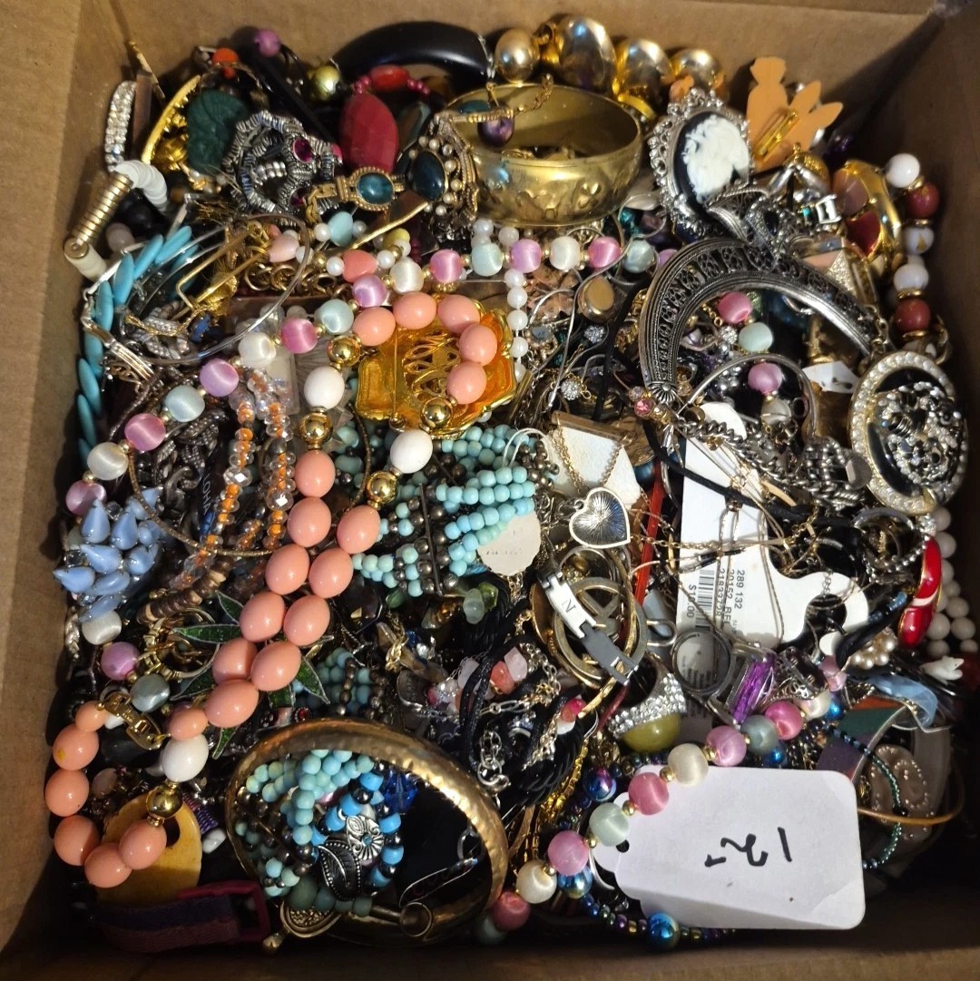 3 Lbs Jewelry Lot Vintage & New Junk & Wear Resell Unsearched Tangled Mix