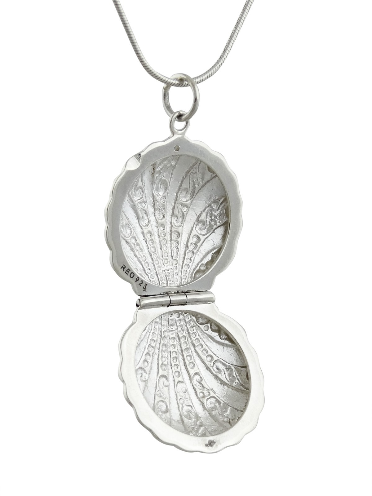 Clam Shell Locket Necklace – 925 Sterling Silver – Holds 2 Photos Beach Sea SN