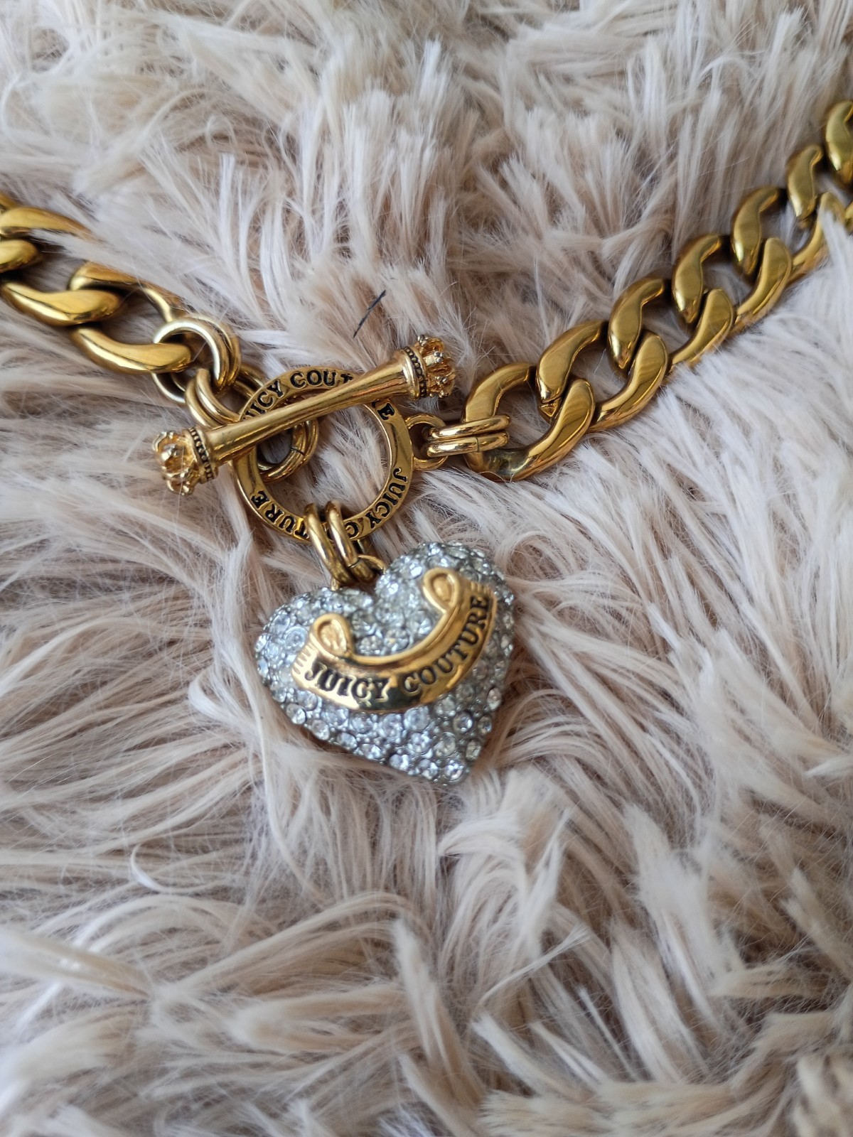 Juicy Couture Rose Gold Tone Chain Link Toggle Clasp Heart Necklace 18″