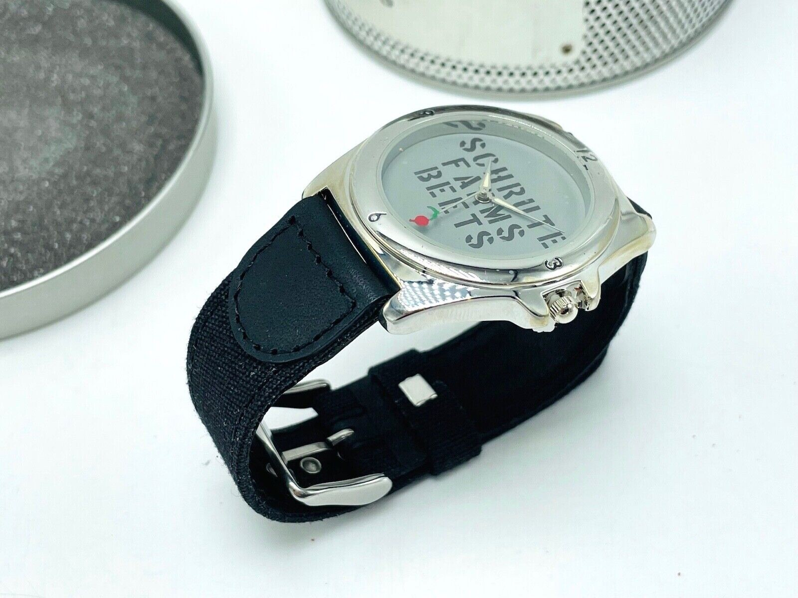 New The OFFICE Dwight Schrute Farms Beets Watch Comic Con LE 1000 MADE w/case