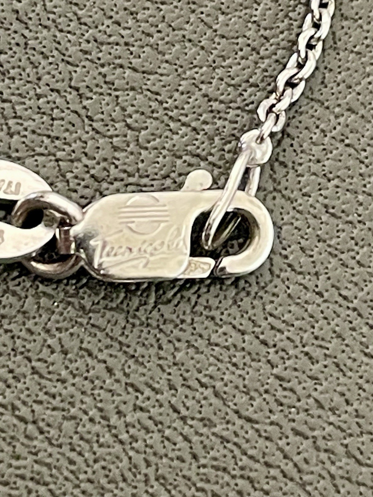 14KT White Gold Chain, 17 Inches (I96)