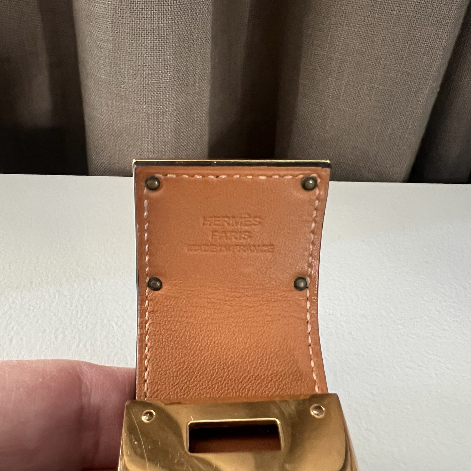 Hermes Saddle Brown Leather Kelly Cuff Bracelet – Guaranteed Authentic