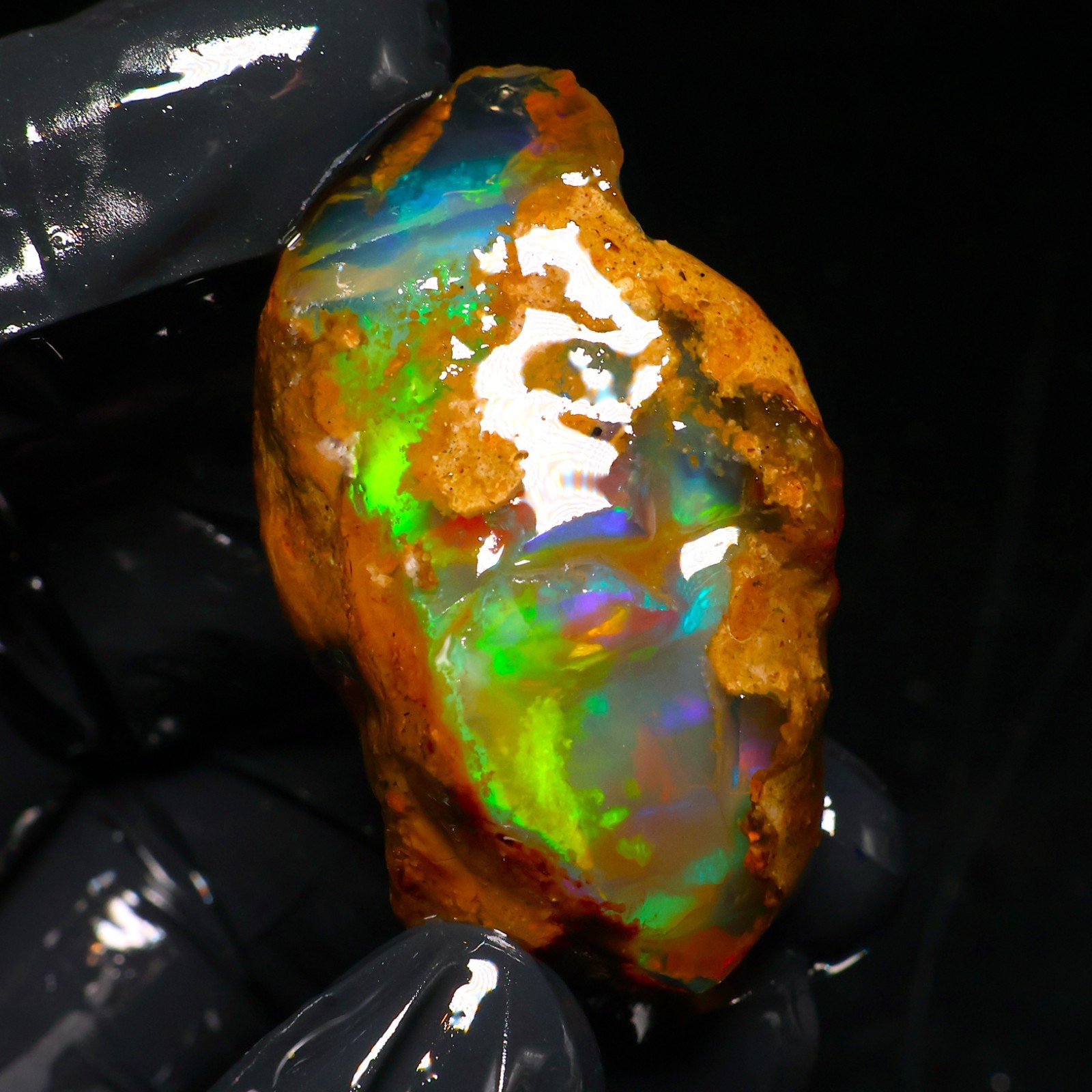 Natural Ethiopian Welo Opal Rough 137. 85Ct Gemstone– Bright Play of Color Fire