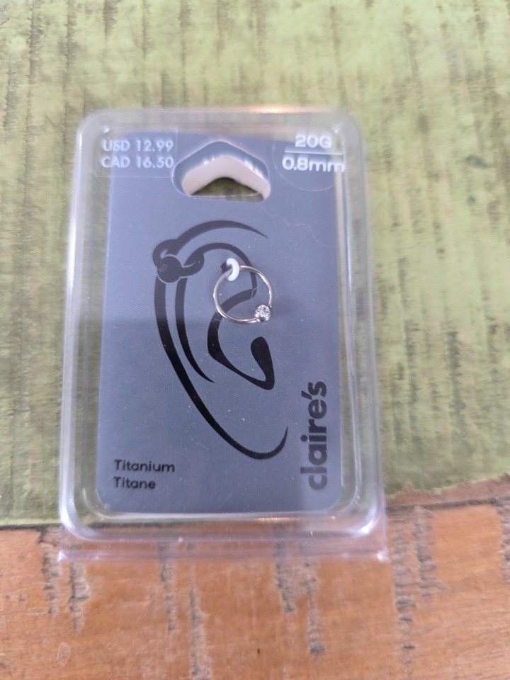 Claire’s 20G/0.8 mm Titanium Ear Hoop, New in Package.