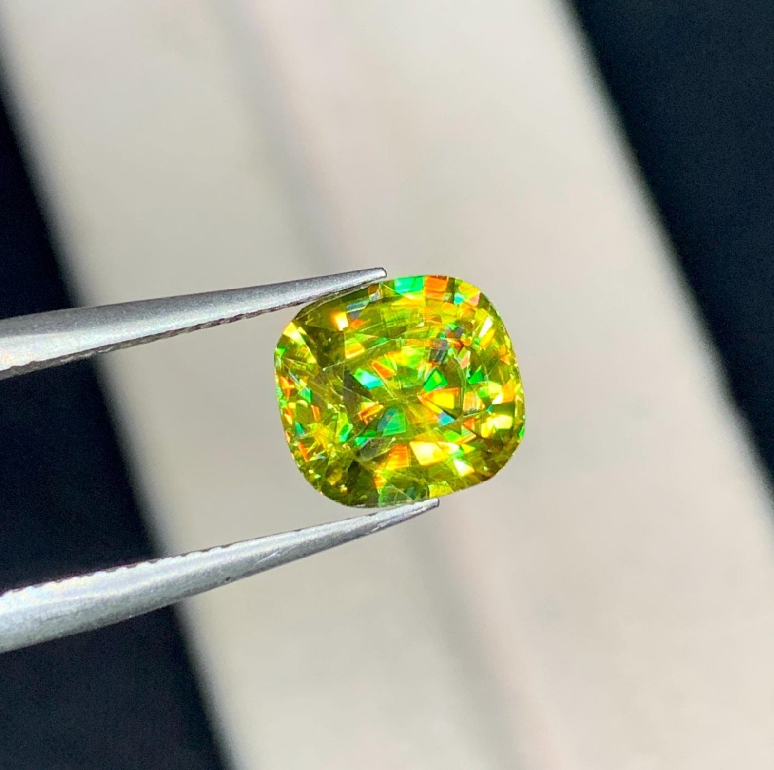 4.95 Ct Natural Full Fire Sphene Titanite Cushion Cut Loose Gemstone For Jewelry
