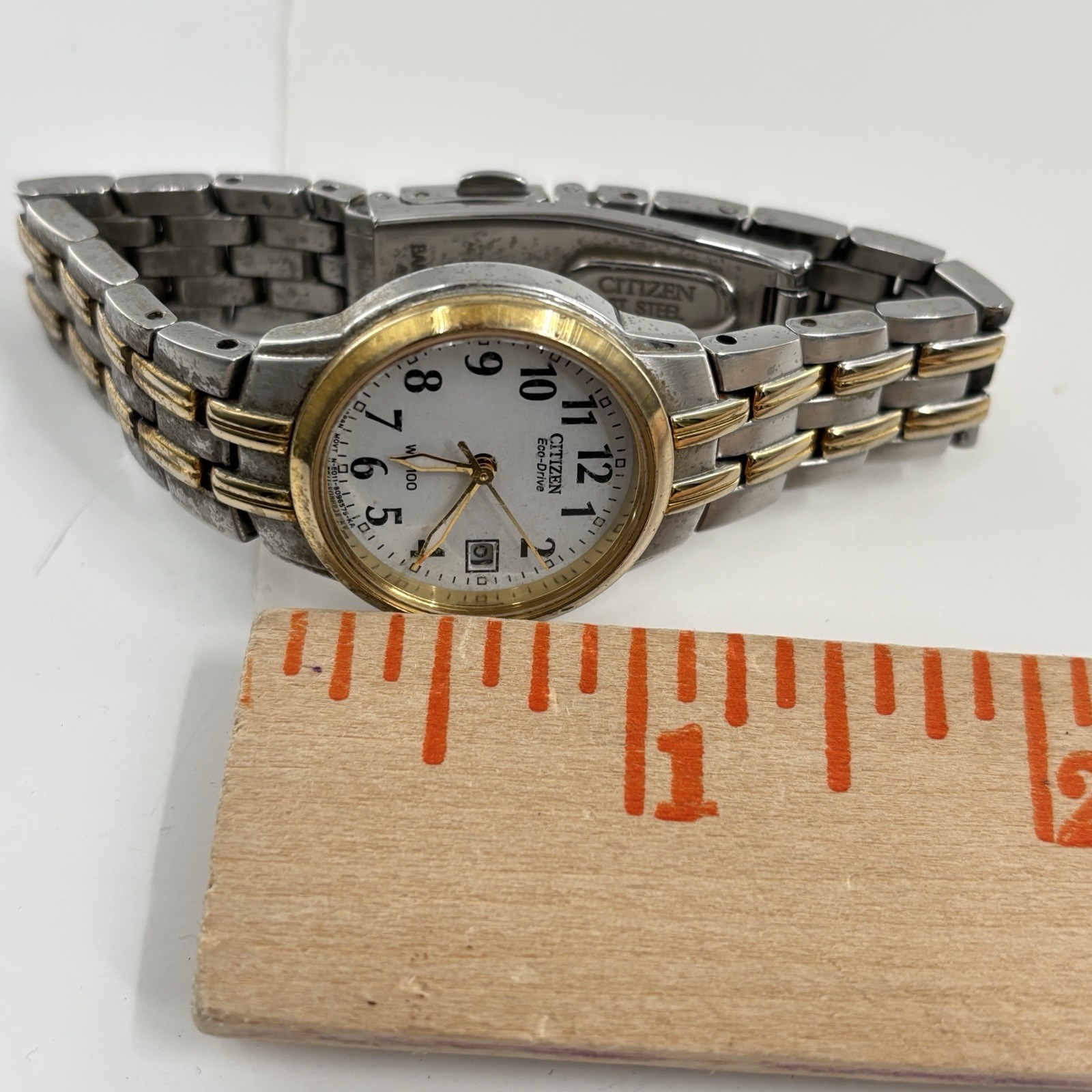 Citizen EW1544-53A Women’s Eco-Drive Stainless Steel Watch 26mm Two-Tone Works