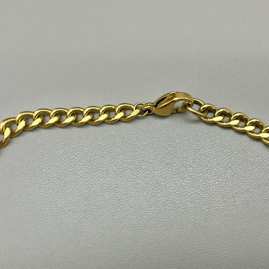 Gold Tone Curb Chain Necklace Classic Cuban Link Choker 23 Inches Minimalist