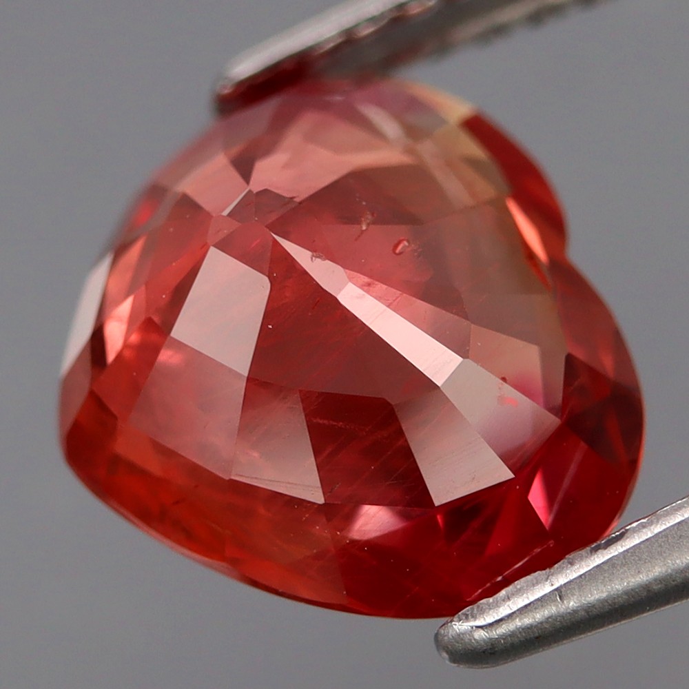 2.66Ct.Very Good Color! Natural Imperial Red Sapphire Africa HEART Lovely