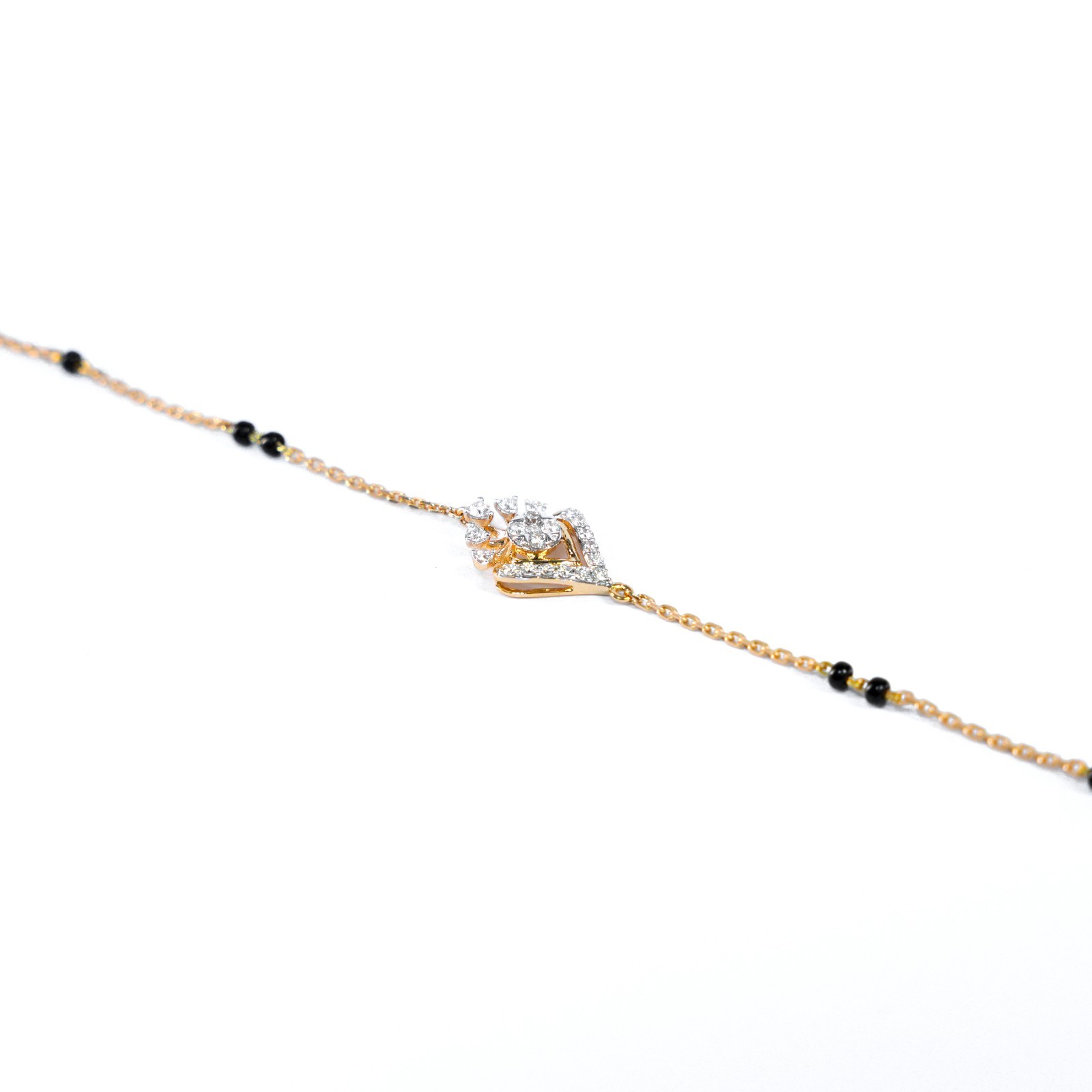 18 KARAT MANGALSUTRA BRACELET | NATURAL DIAMOND | IGI CERTIFIED | YELLOW GOLD