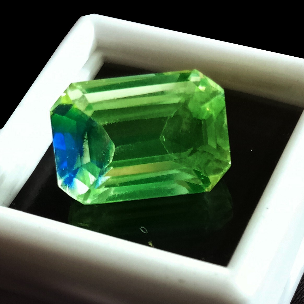 Excellent1 2.10Ct Emerald Cut Natural Pitambri Sapphire Certified Loose Gemstone