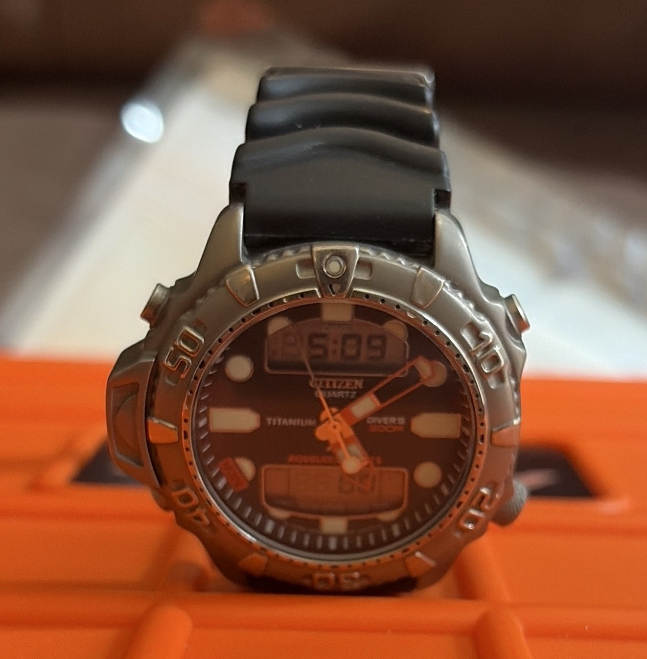 Citizen Aqualand Men’s Quartz Analog-Digital Titanium Diver 200m Chrono Date