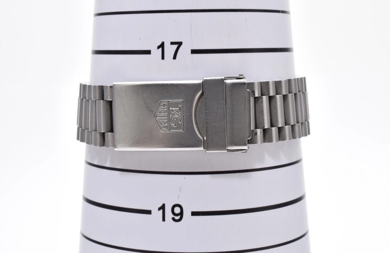 TAG Heuer 962.213 Professional 2000 34mm Silver Dial Quartz Mens Watch