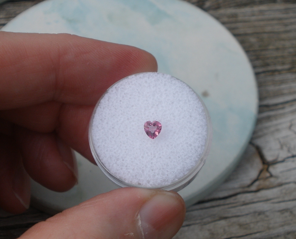Pink Topaz Heart Gem 4mm