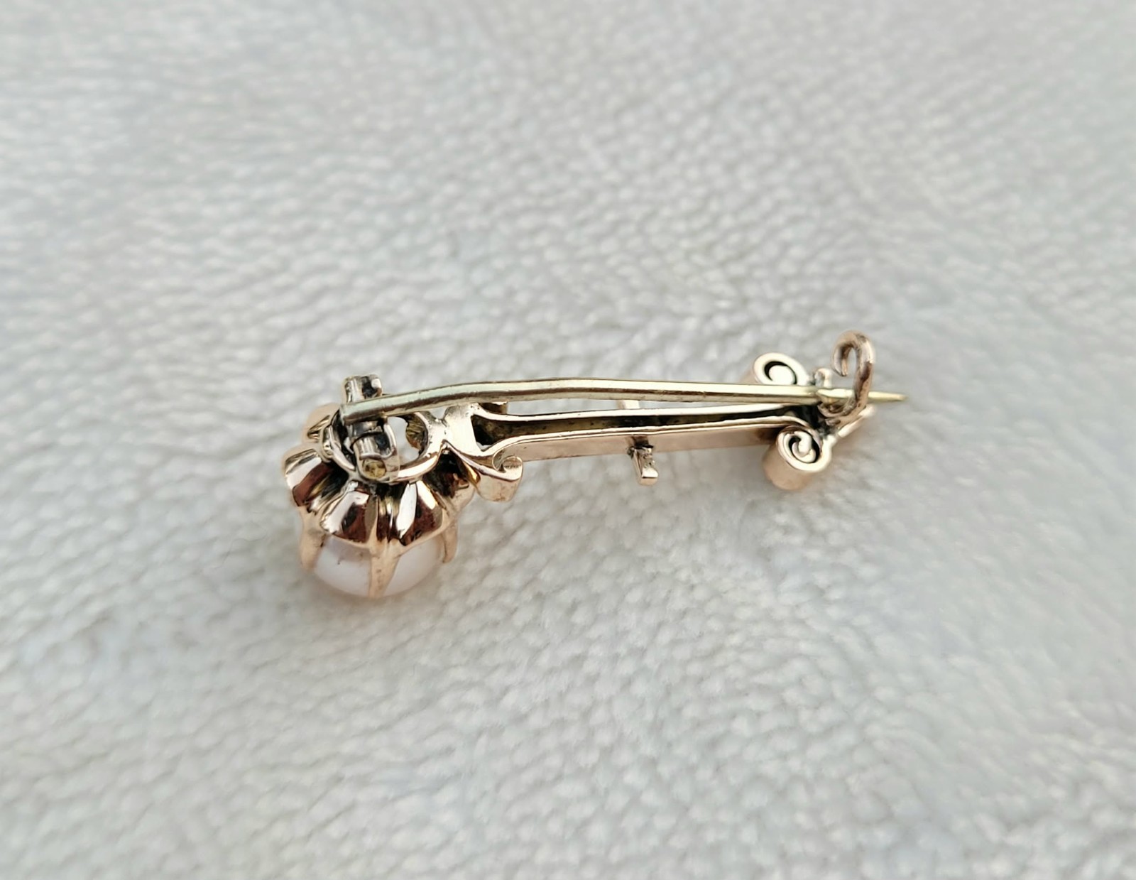 Antique 10k Yellow Gold Pearl Belcher Set Asymmetrical Victorian Brooch Pin