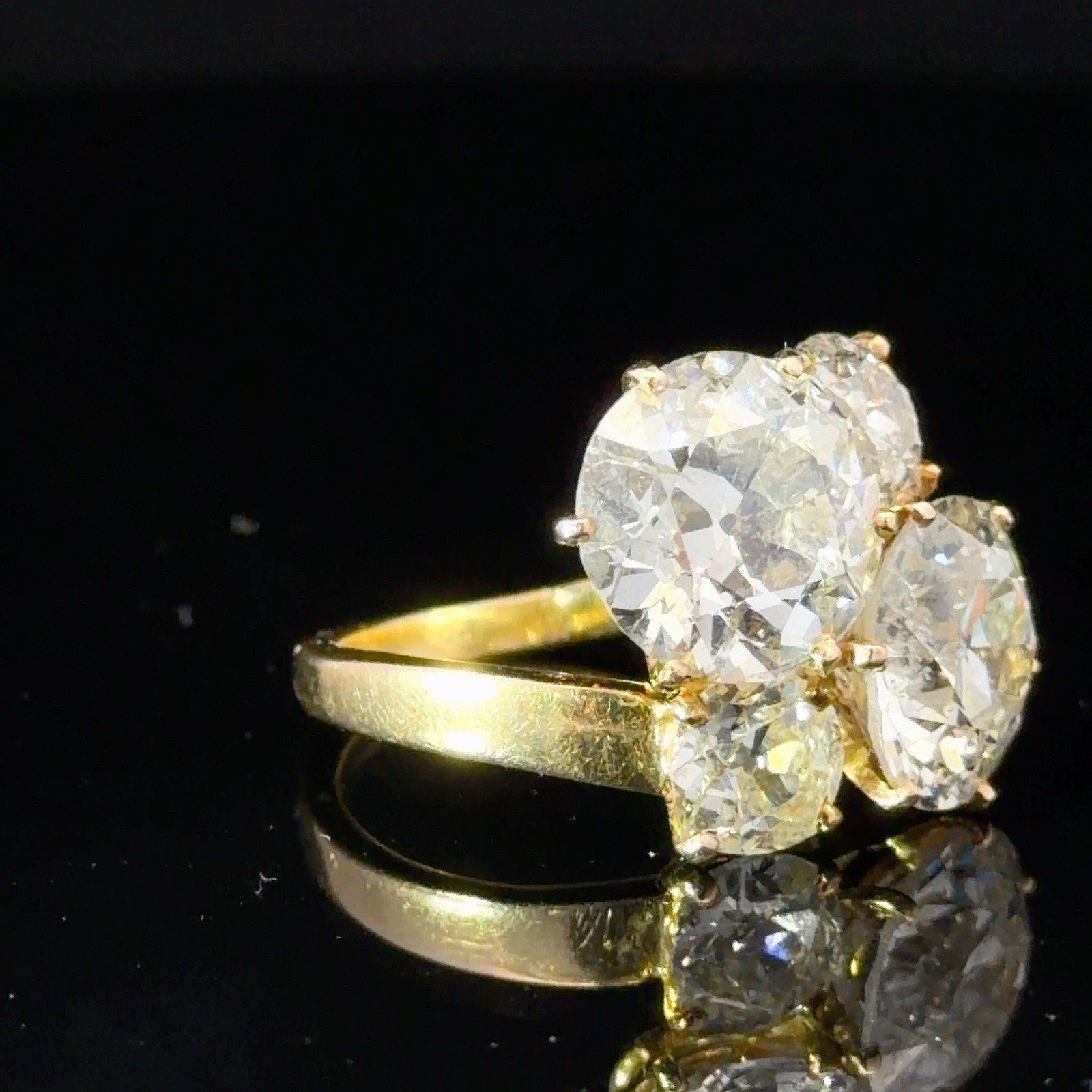 Over 9 Carat Two Old European Cut Diamond 2 Old Mine cut Diamond 18k Ring French