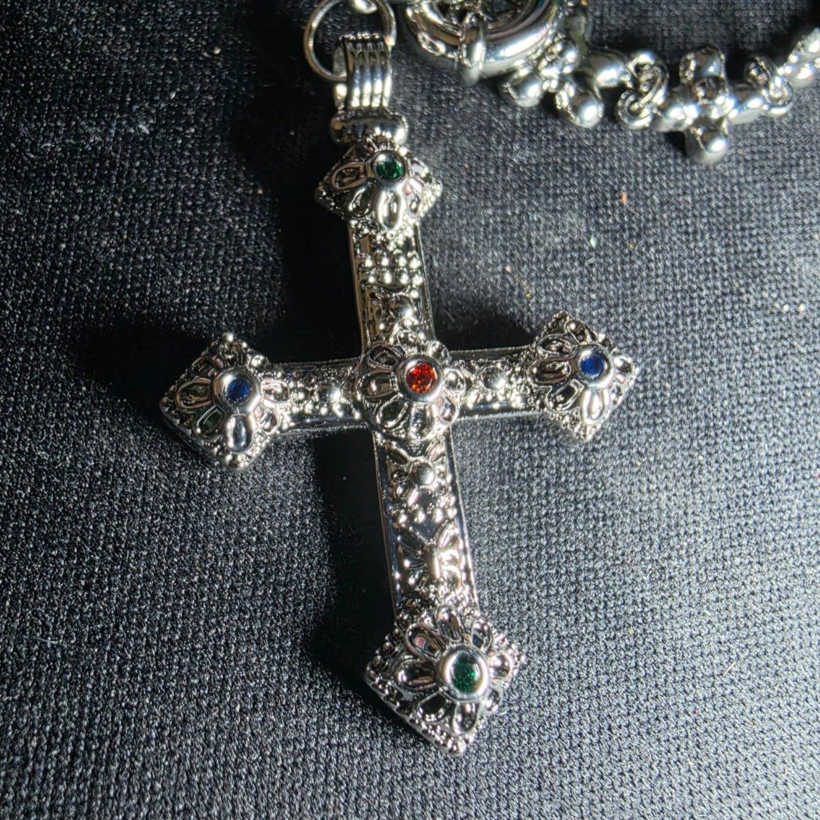 Ornate Vintage Gothic Cross Pendant Necklace Multicolored Stones 25″ Link Chain