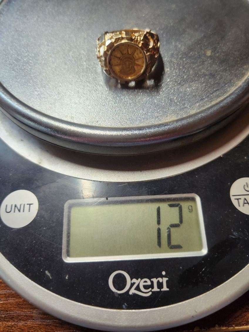 Vintage 1986 Men’s Solid 14K Gold Nugget Ring with Gold Statue of Liberty Coin