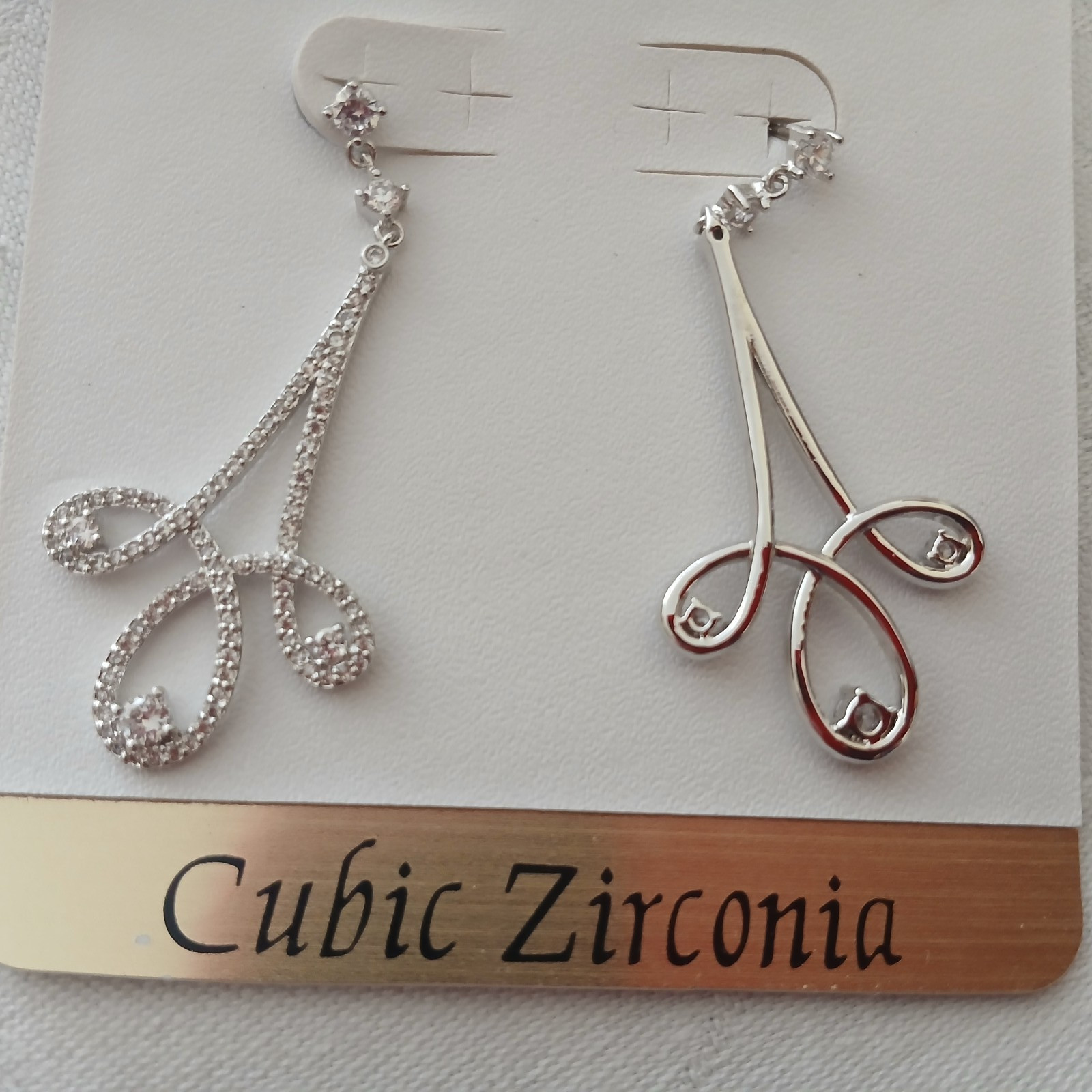 2 Pairs Cubic Zirconia Dangle Drop Earrings in Silver