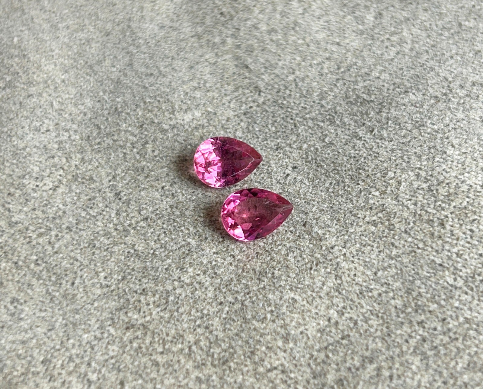 Natural Pink Tourmaline Pear shape Matching Pair 7×5 mm fine gemstones