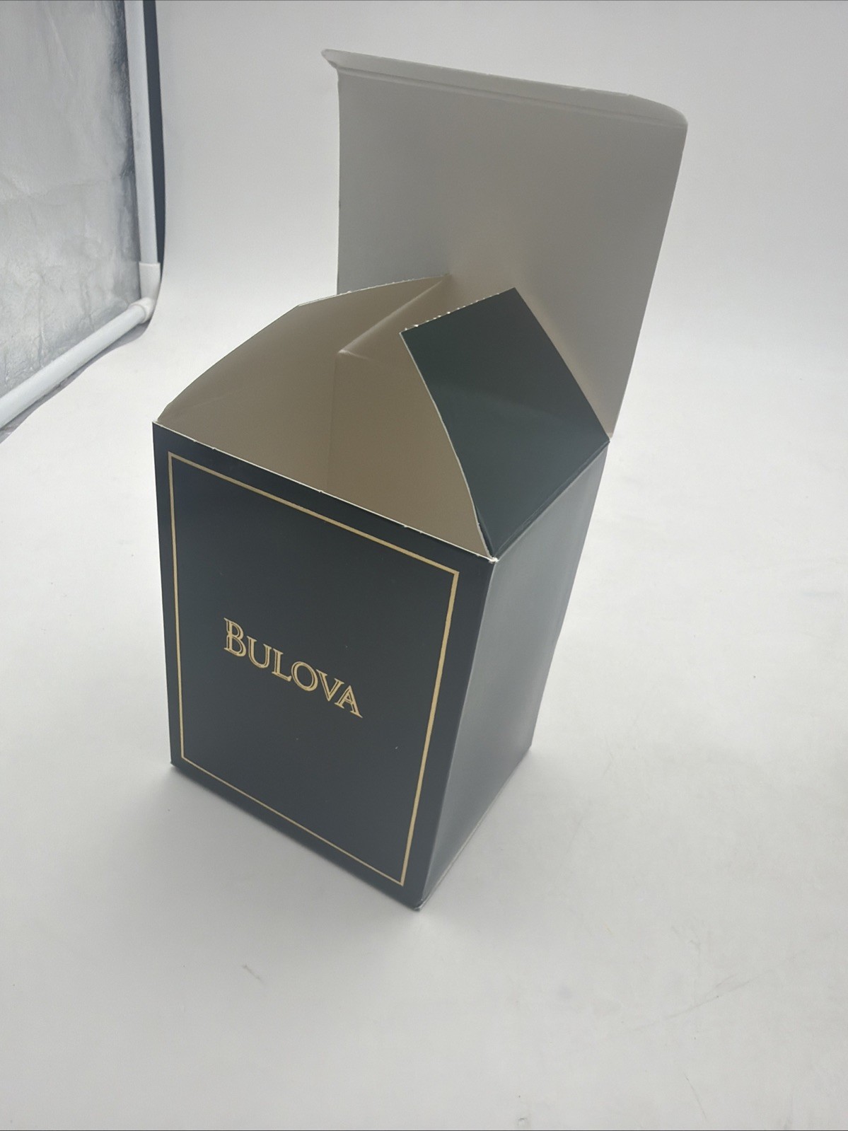 Bulova Watch Box Set – Empty Display Case Black/Green/Gold With Inner Box