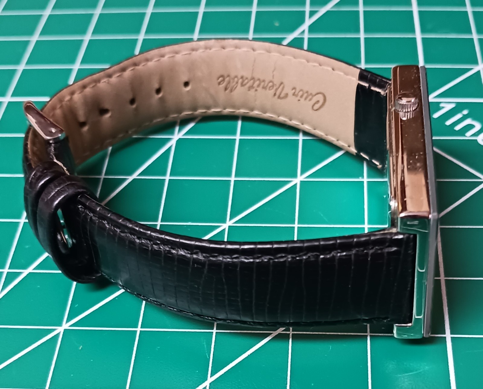 Oui Art custom watch with a Japanese movement and stainless steel back