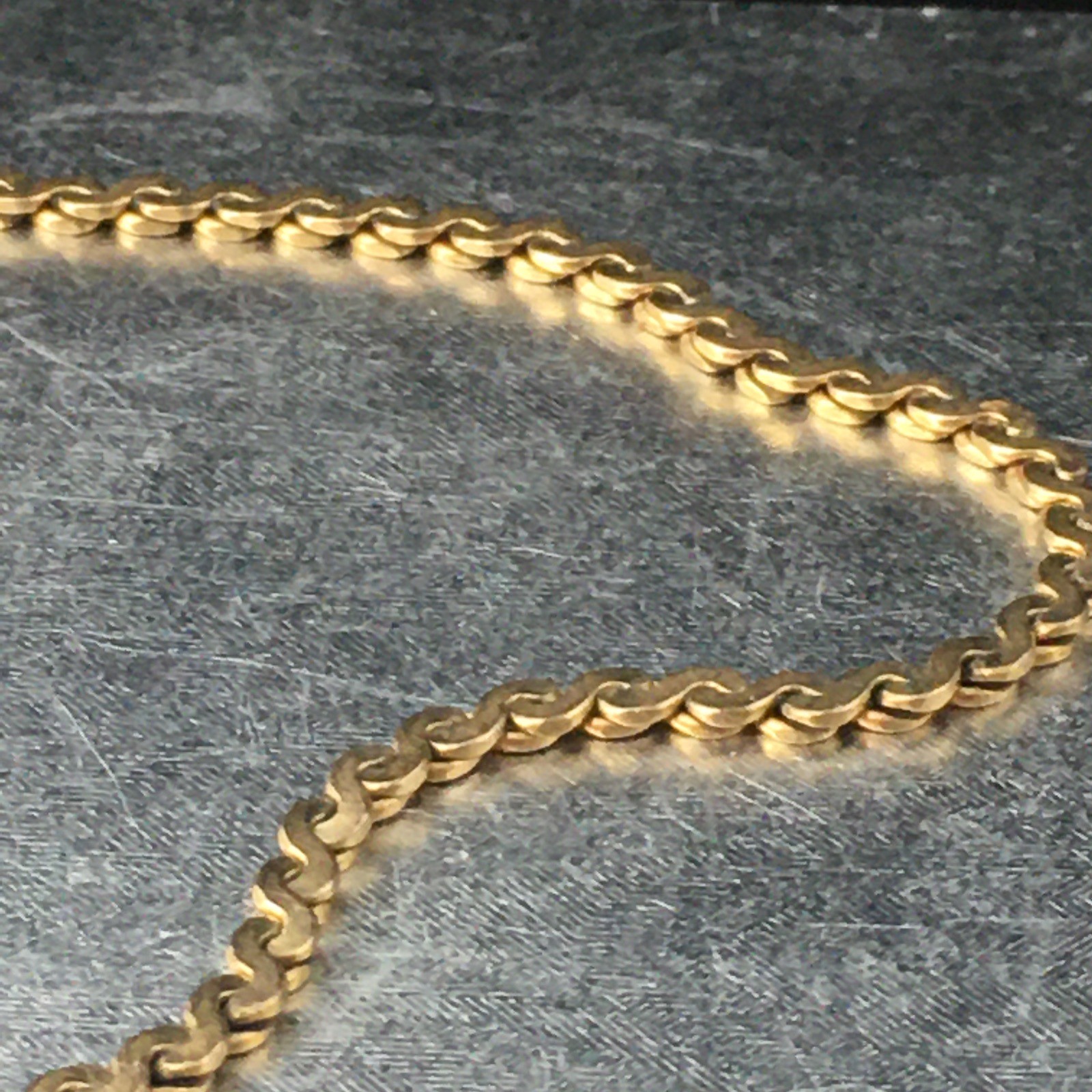 Vtg SWEET 1/20 14k Gold Filled Twist Chain Bracelet 8.5″