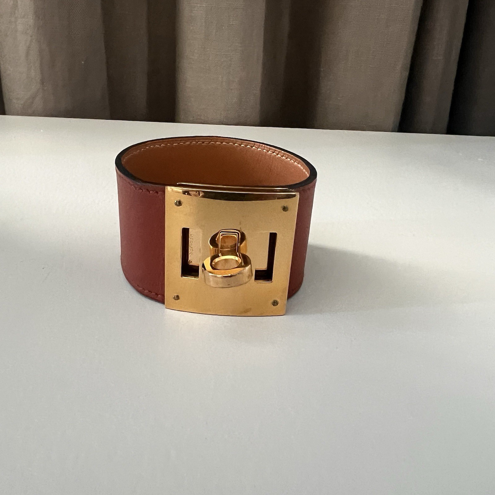 Hermes Saddle Brown Leather Kelly Cuff Bracelet – Guaranteed Authentic