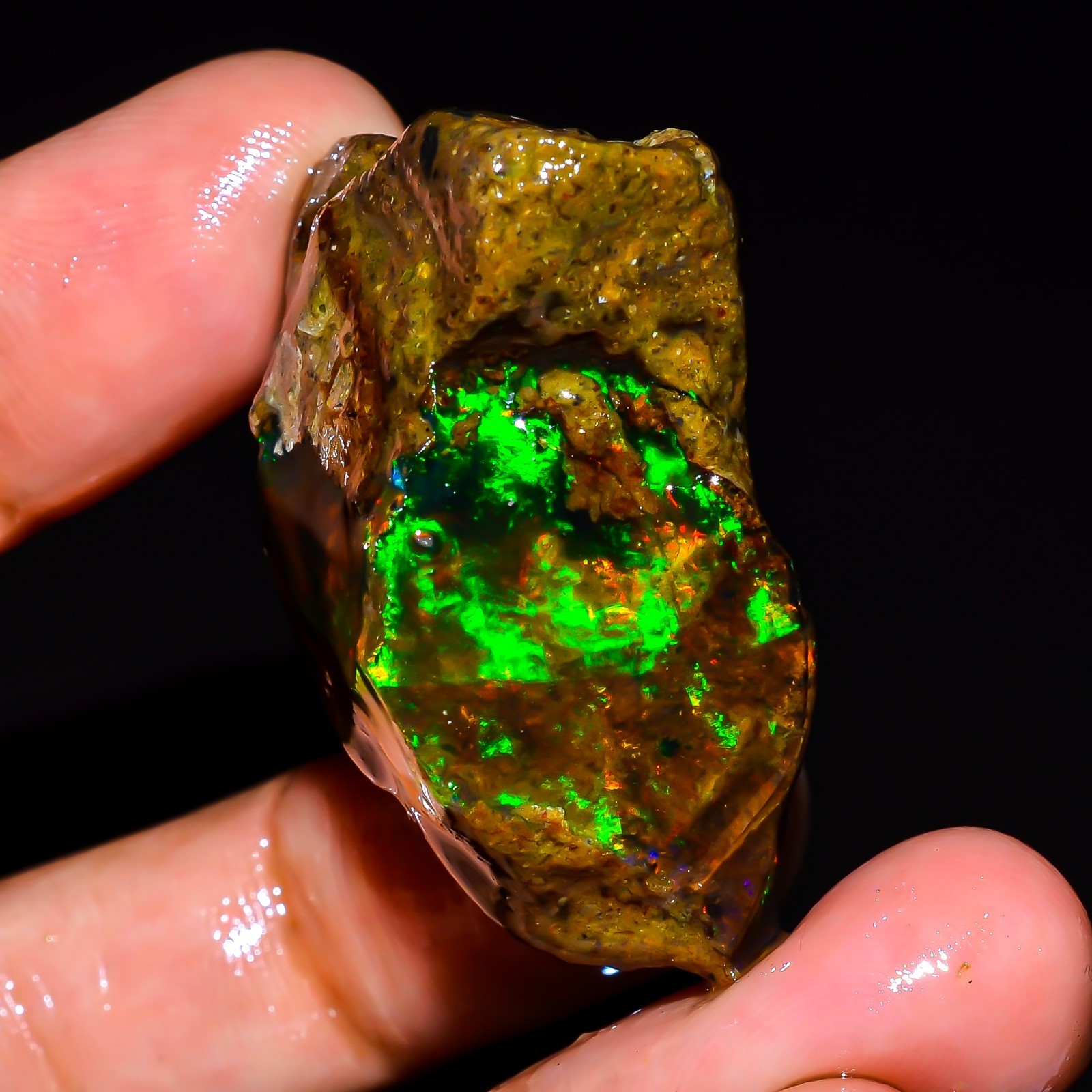77.50 Ct Fire Opal Ethiopian Natural Oil Rough Gemstone For Jewelry 36x27x17 mm