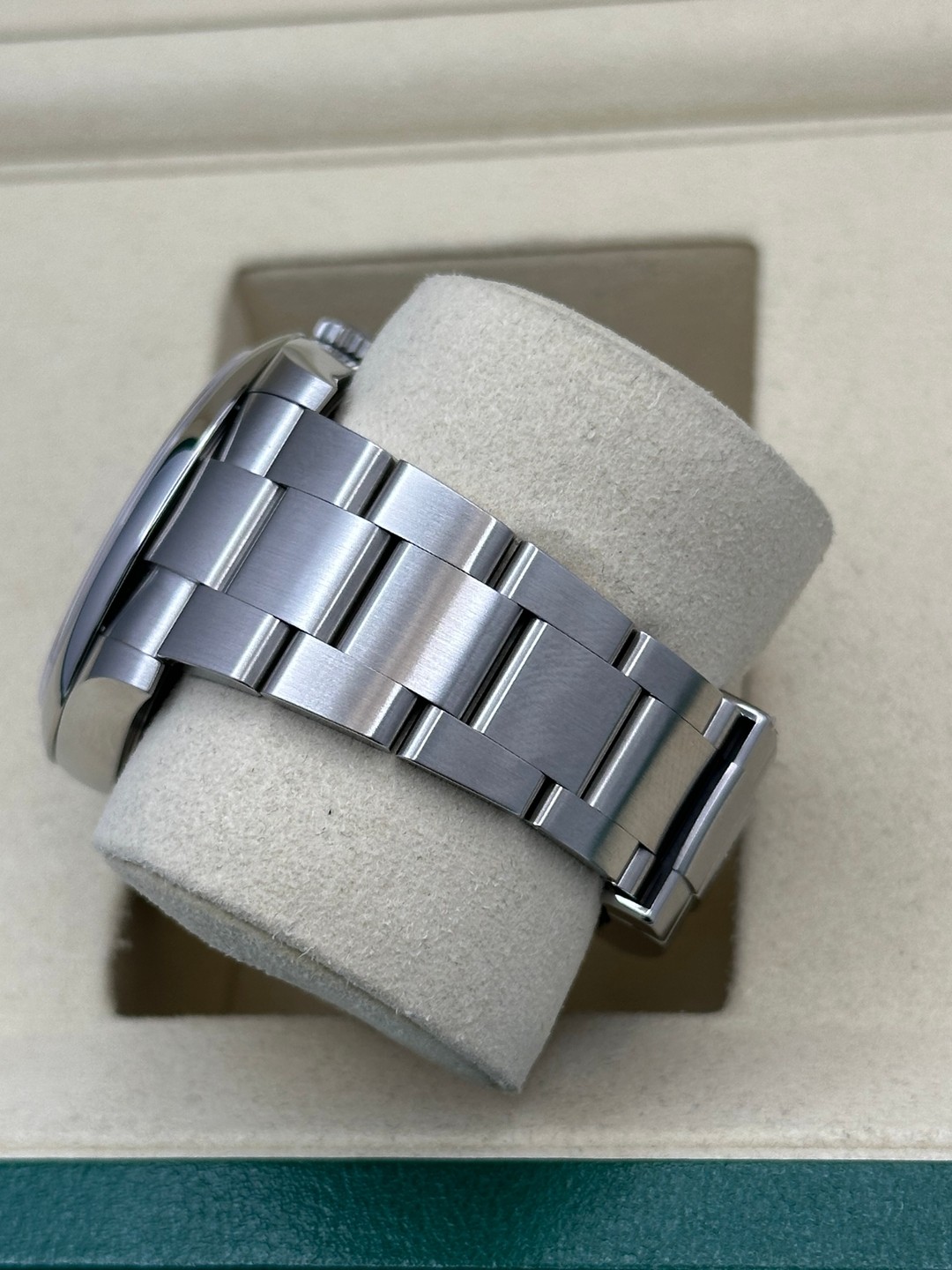 Rolex 124300 Blue 41mm 2025