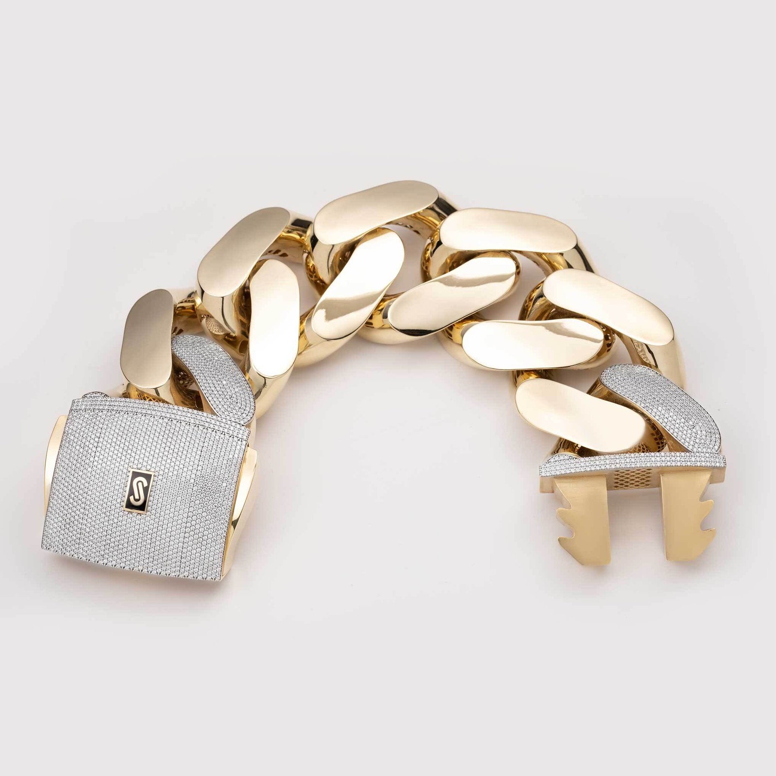 50mm Monaco Cuban Link Bracelet Shiny Lock 10K Yellow Gold Shadow of BD-B1146T