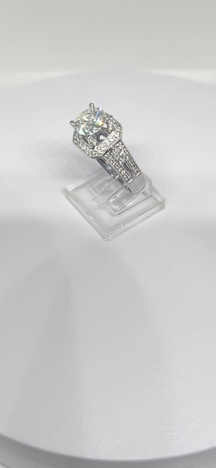 2.01 CARAT GIA CERTIFIED, I VS2, ROUND BRILLIANT CUT LOOSE NATURAL DIAMOND