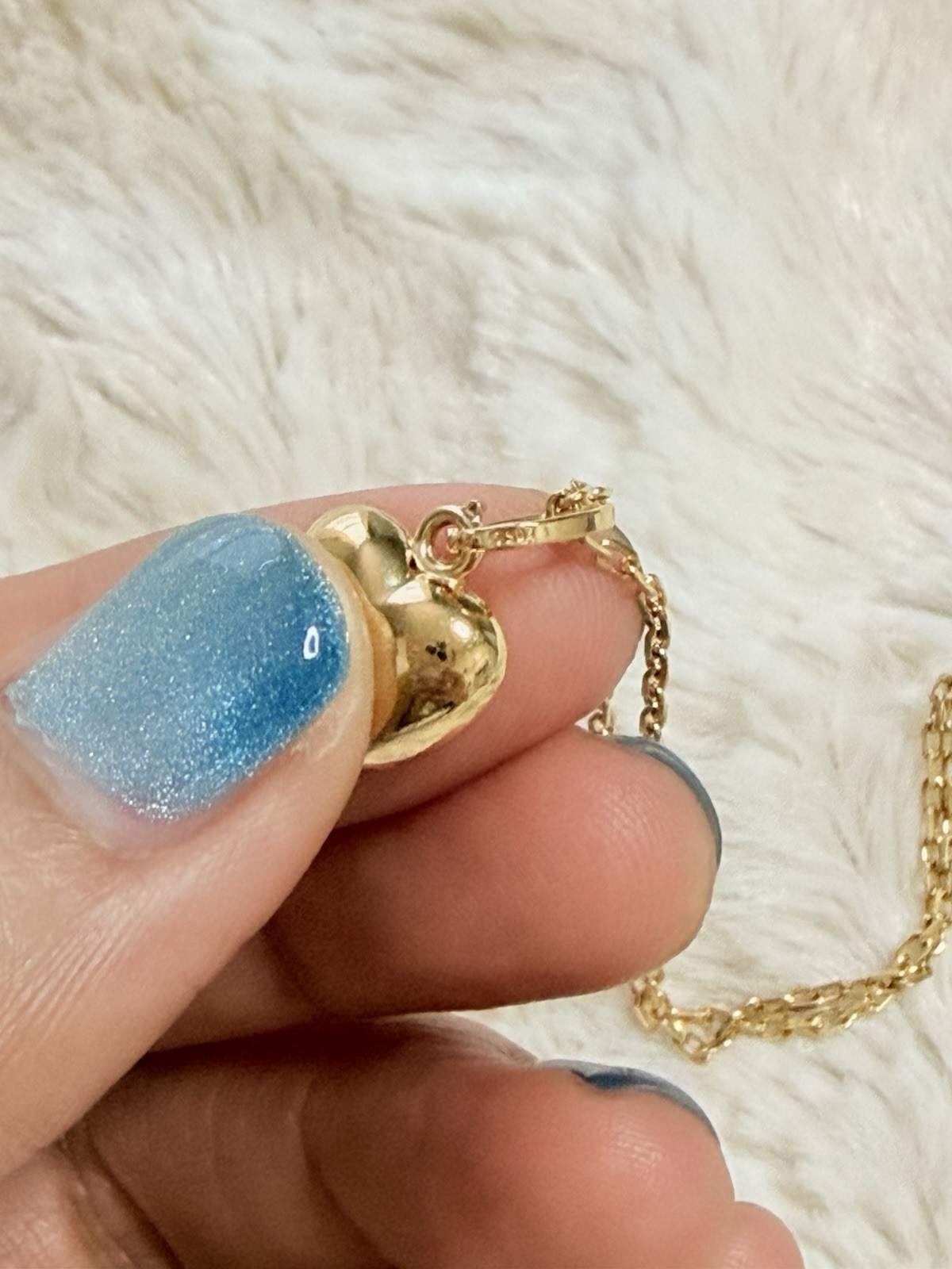 18 Karat Solid Gold Heart Necklace, 17 Inches