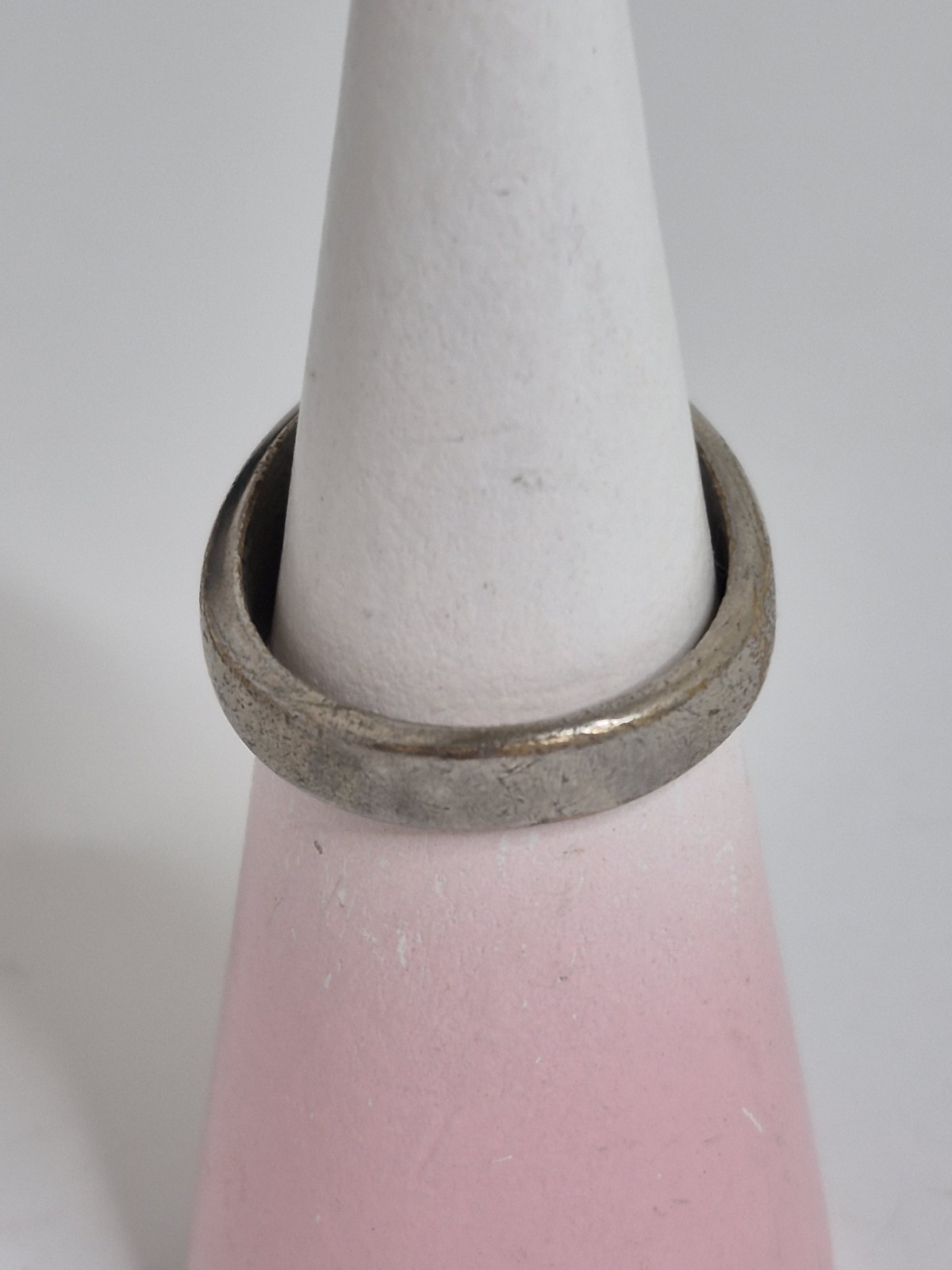 18KT HGE Men’s Ring Size 11 VTG (See Description)