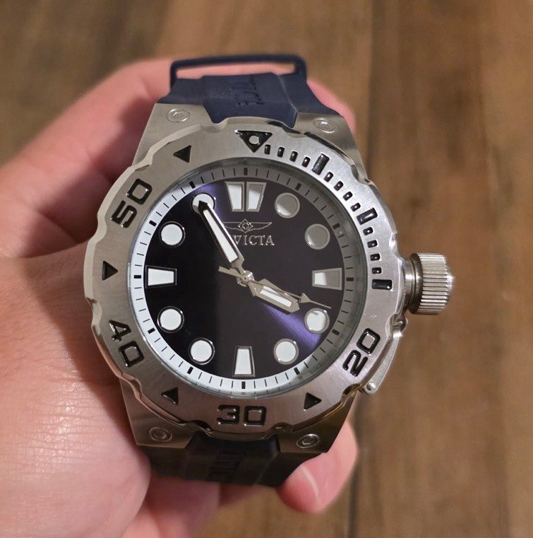 Invicta Pro Diver Men’s Quartz 200m Diver Watch 48mm Silver/Black Blue