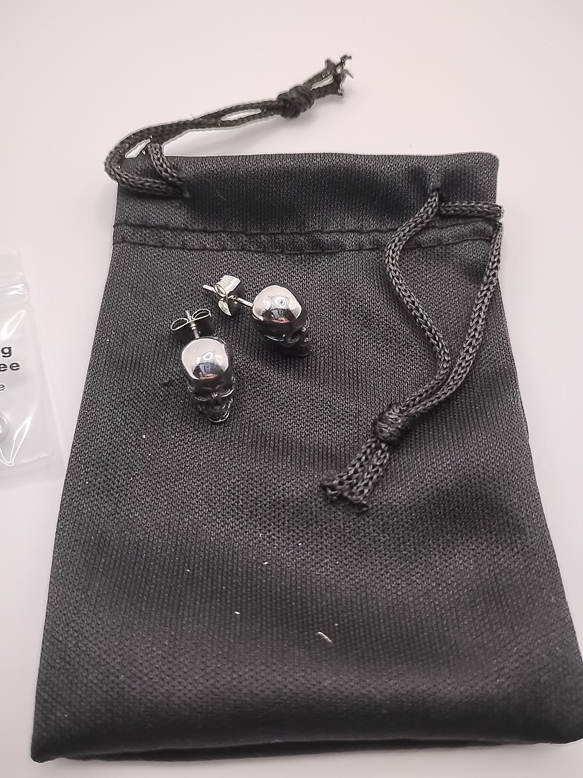 Bandmax Mens Or Women’s Skull Ear Rings