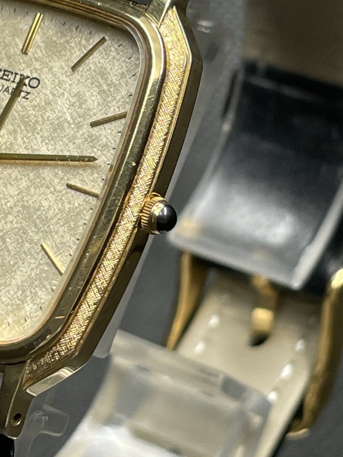 [Very good] Vintage SEIKO Dolce 9531-5000 Gold Quartz Men’s Watch JAPAN